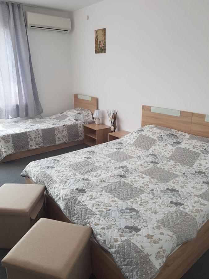 Guest Rooms Radost บัลชิค ภายนอก รูปภาพ