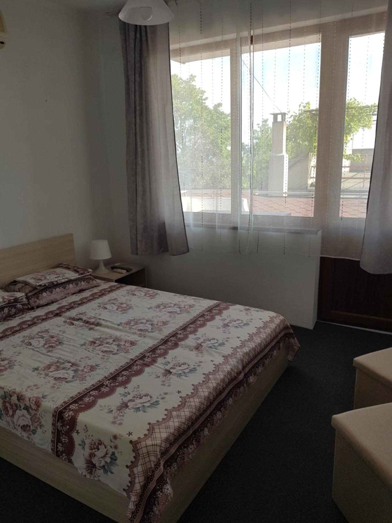 Guest Rooms Radost บัลชิค ภายนอก รูปภาพ