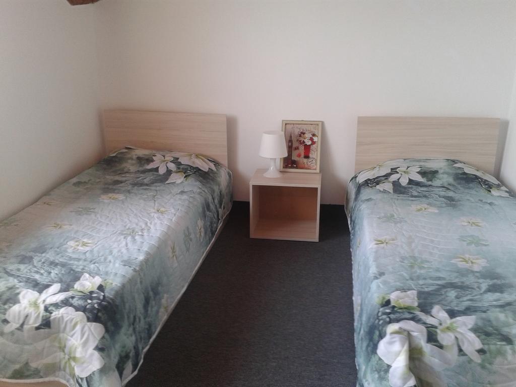 Guest Rooms Radost บัลชิค ภายนอก รูปภาพ